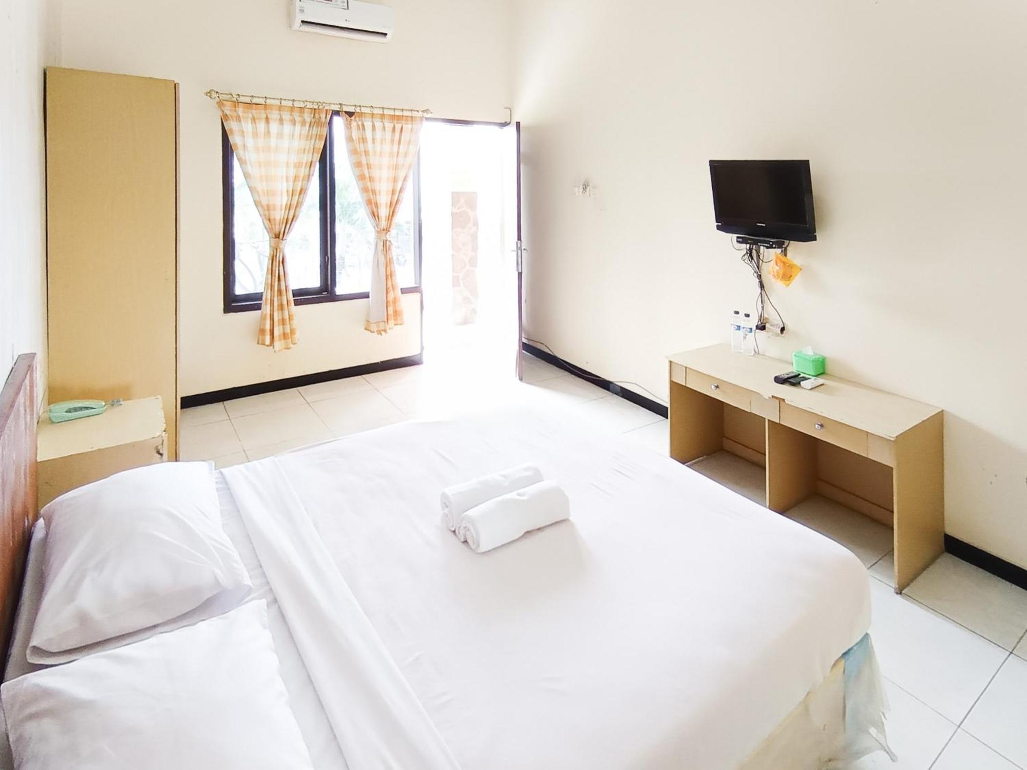 Gita Puri Redpartner Blitar Hotell Eksteriør bilde