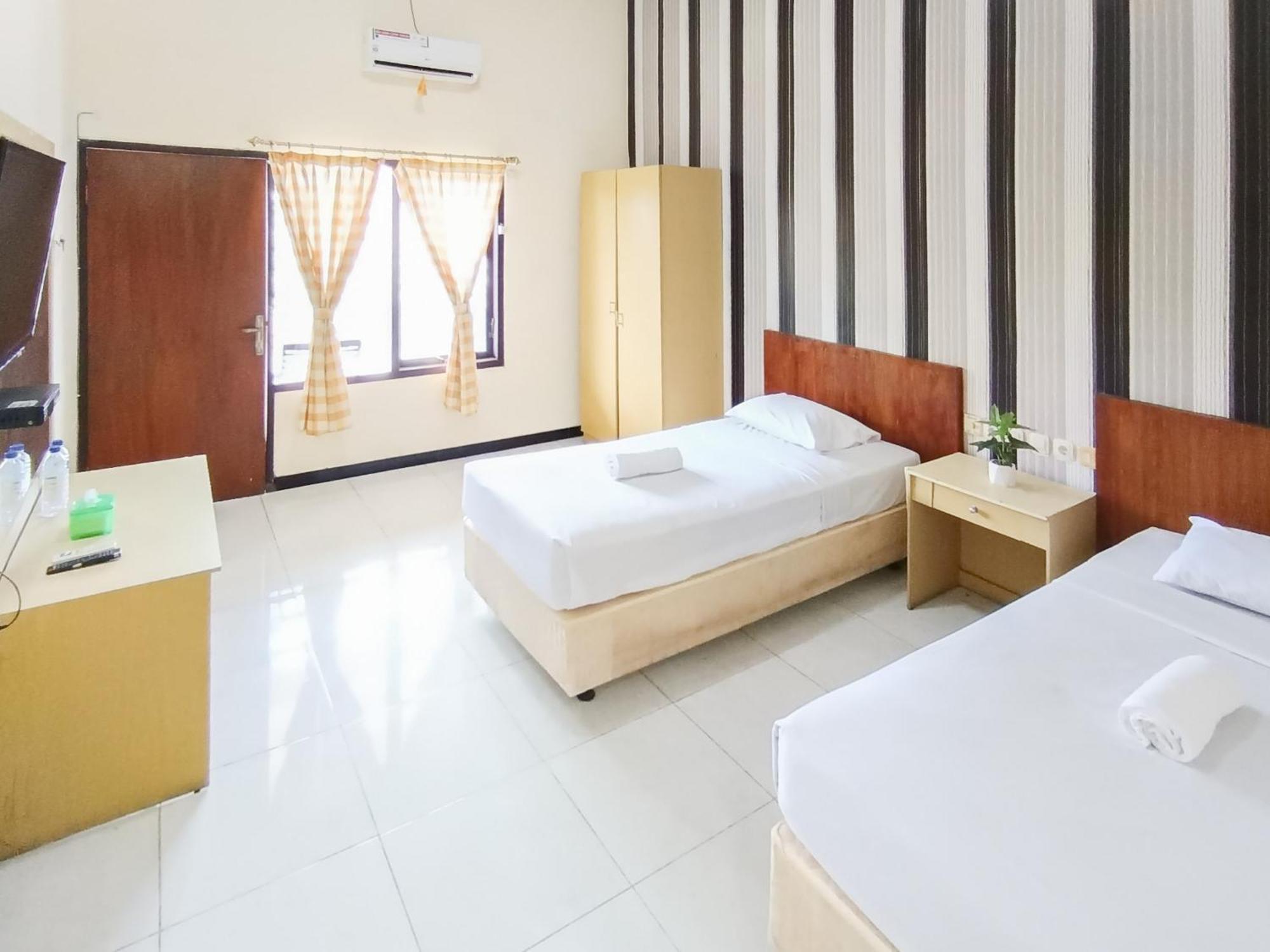 Gita Puri Redpartner Blitar Hotell Eksteriør bilde