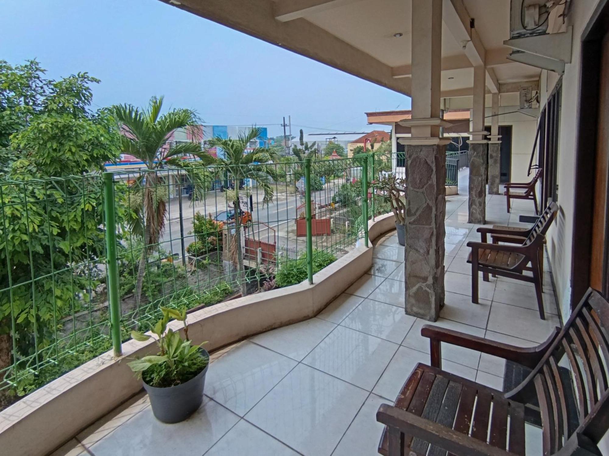 Gita Puri Redpartner Blitar Hotell Eksteriør bilde